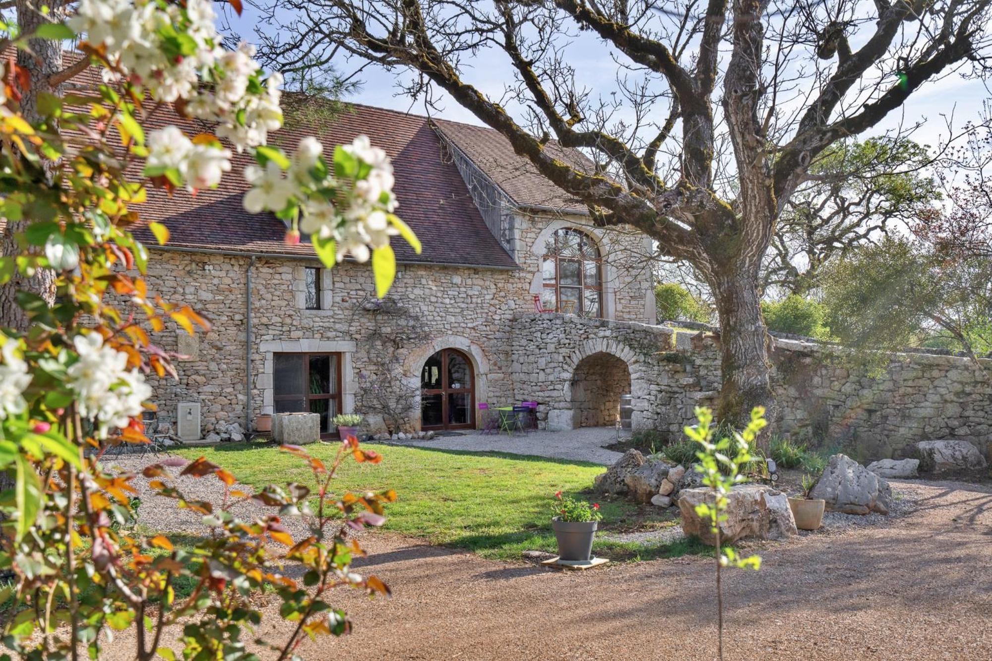 Chambres Et Jardin De Pierres Espedaillac Экстерьер фото