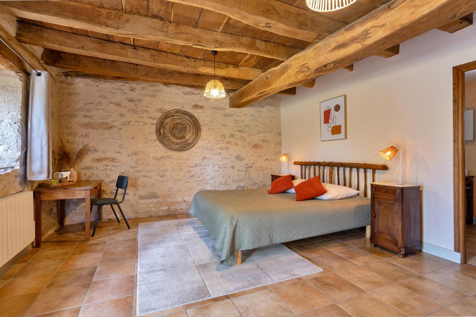 Chambres Et Jardin De Pierres Espedaillac Экстерьер фото