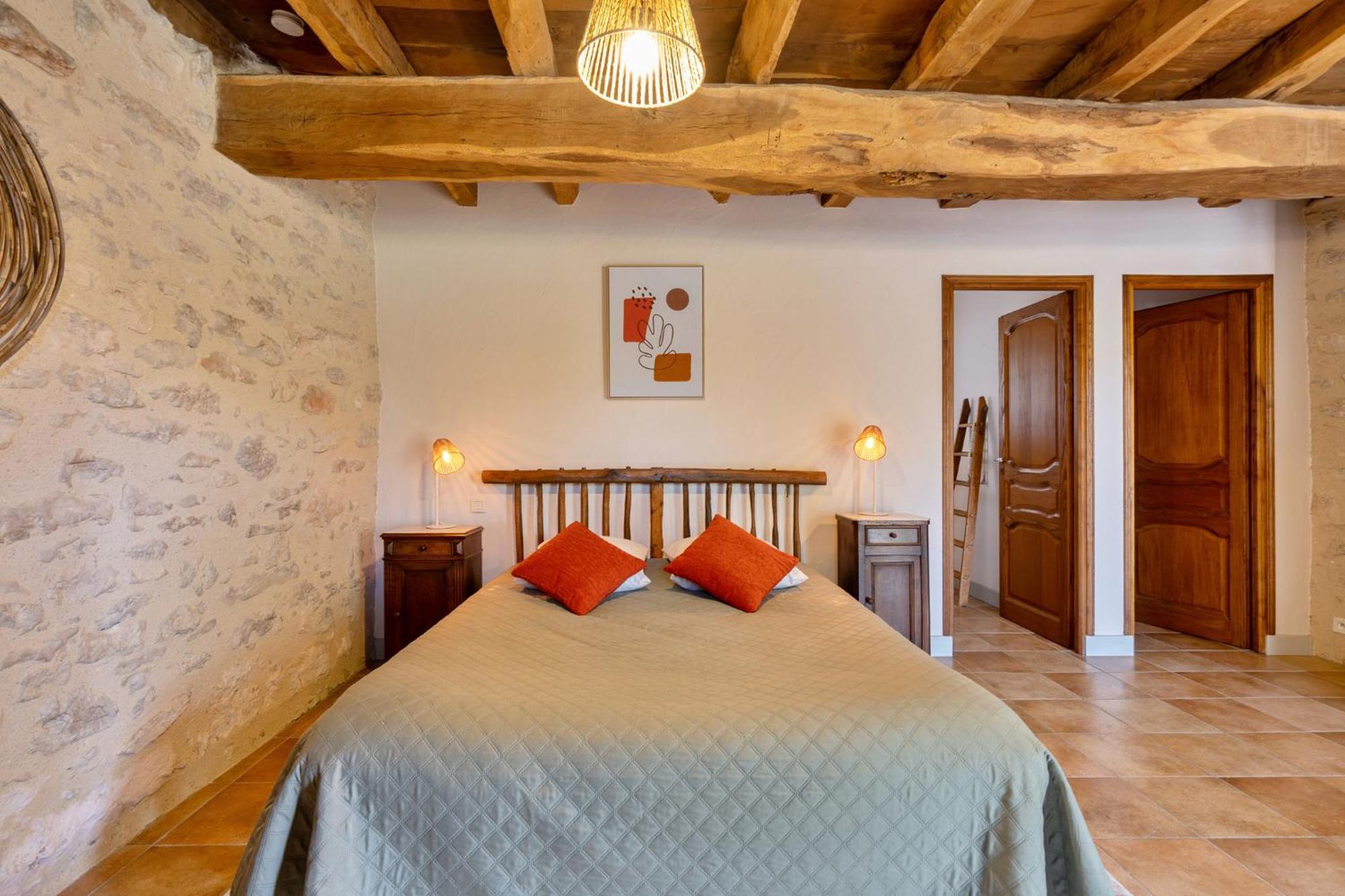 Chambres Et Jardin De Pierres Espedaillac Экстерьер фото