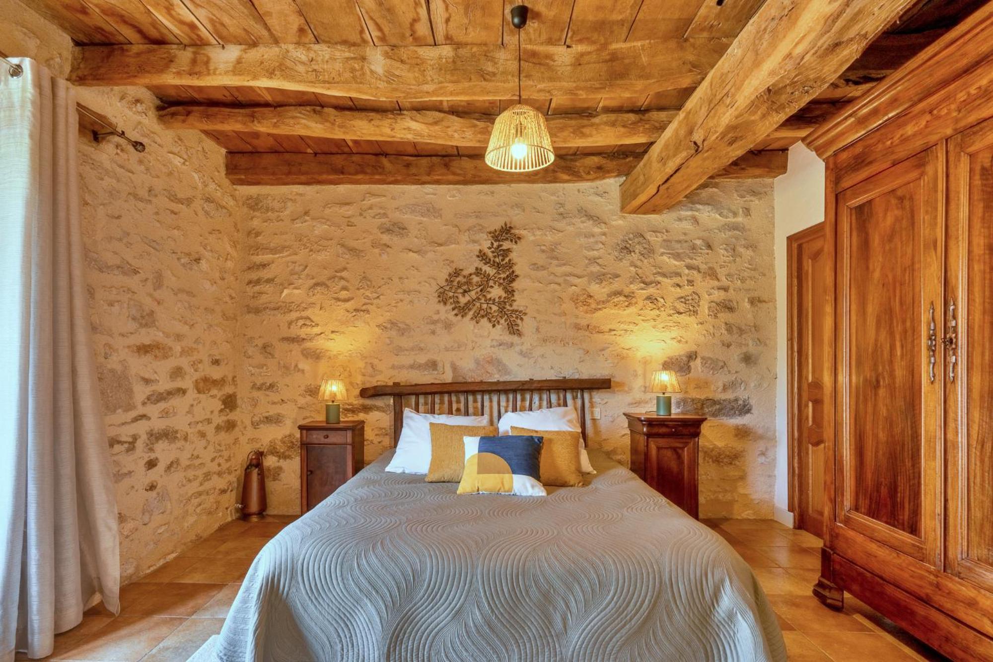 Chambres Et Jardin De Pierres Espedaillac Экстерьер фото